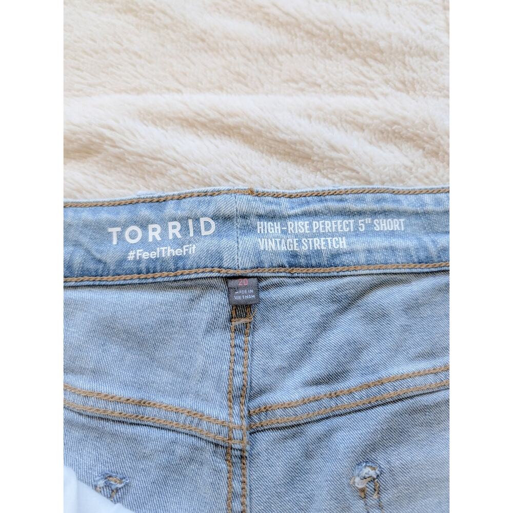Torrid High Rise Perfect 5" Shorts - Picture 4 of 4